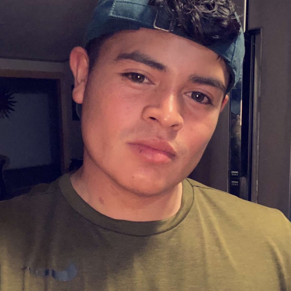 Meet your Posher, Rogelio